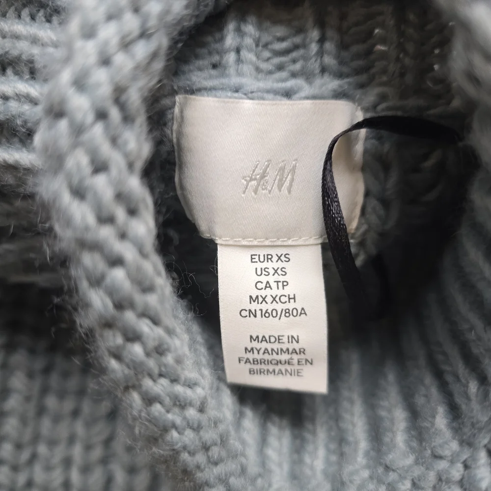 🌟7/25$ H&M Teal Turtleneck Chunky Knit Sweater - Picture 4 of 7